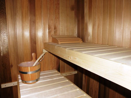 Sauna in het huis. Heerlijk na de wintersport